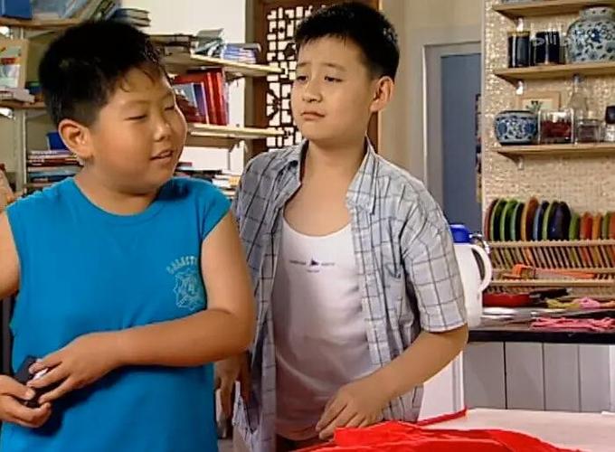 原来怒晴湘西里的老洋人是家有儿女的键盘!(鼠标也.