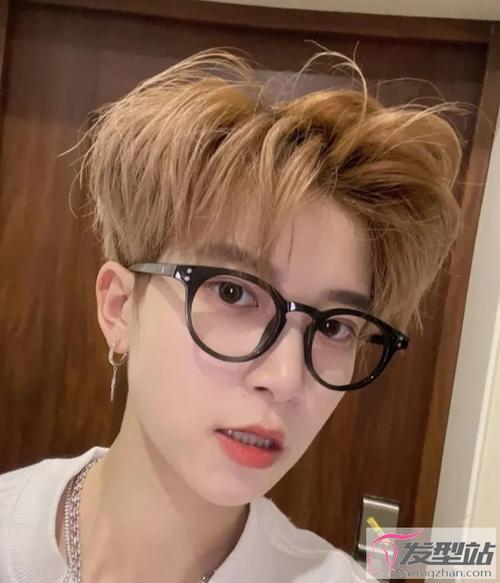 帅气男士潮短发 酷炫十足太吸睛-时尚男发-发型站_最新流行发型设计