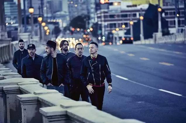 林肯公园主唱自杀,年仅41岁,斗士为何陨落?