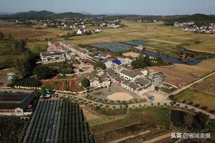 第二批全国乡村治理示范村 分别是 衡东县荣桓镇南湾村 珠晖区和平乡