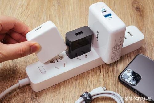 拥有pd快速充电的2 in 1出行神器:anker快充超极充