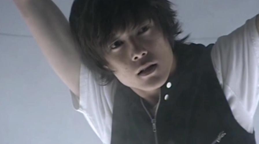 铠甲勇士西钊被界王用高压电惩罚激发出原始天生的无穷力量召唤出雪獒