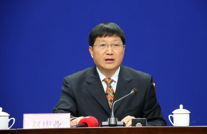 赵庆业副厅长出席河南省道路交通事故社会救助基金管理办法新闻发布会