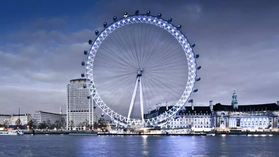 坐伦敦眼,登the shard,爬o2据说是伦敦 必体验的三大 "登高项目".