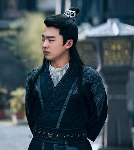 赘婿宁立恒称帝了吗