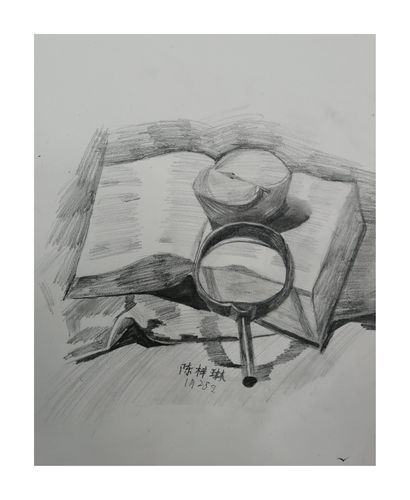 《书上的放大镜》