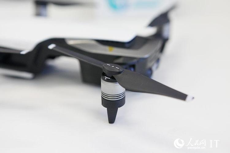 组图:小身材大身手 大疆"御"mavic air无人机开箱