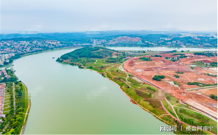 龟山滨江公园与邕江水系相接,地理位置优越,占地约3000亩,体量庞大
