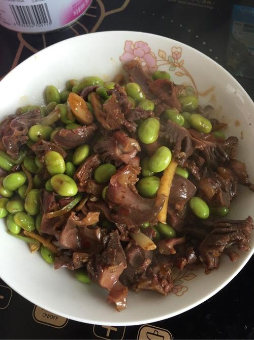 毛豆炒鸡胗