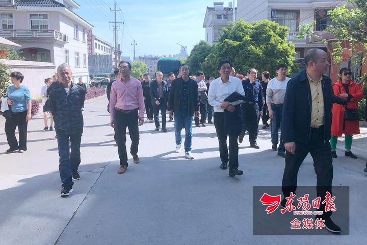 东阳市领导调研巍山高中