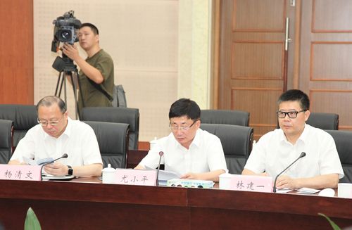 华峰集团投资163亿元建五大回归项目