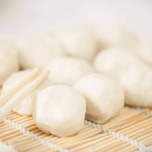煮一份鱼圆,吃出家的惊喜- 白蒲镇被誉为长寿之乡,蟹黄鱼圆