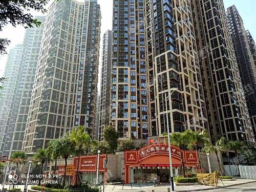 龙岗区坂田信义御珑豪园62㎡空铺成功转出