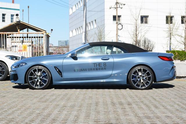 2019款宝马8系 840i敞篷轿跑车m运动套装