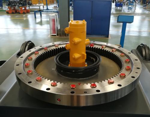 你以为中央回转接头控制回转吗?腾旋为您揭晓答案!