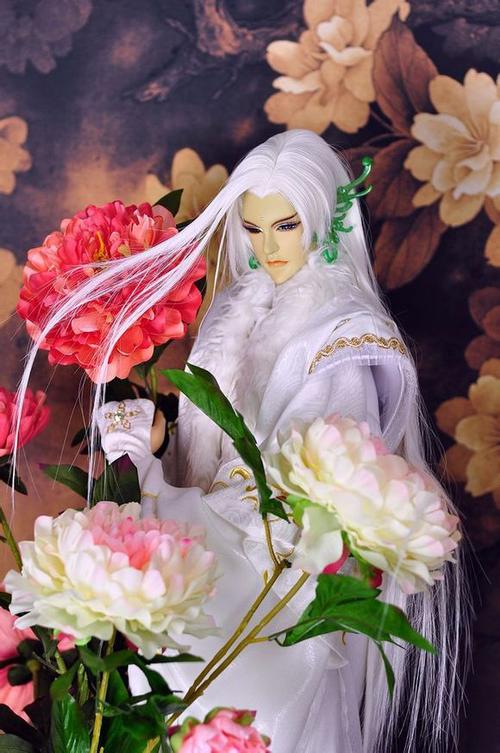 绮罗生(九千胜) 霹雳布袋戏虚拟人物