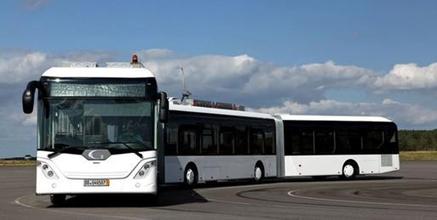 世界最长的公交车(图)