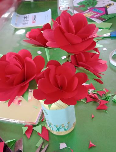 巧手展风采,我们动手吧――春苗幼儿园老师手工制作 - 美篇