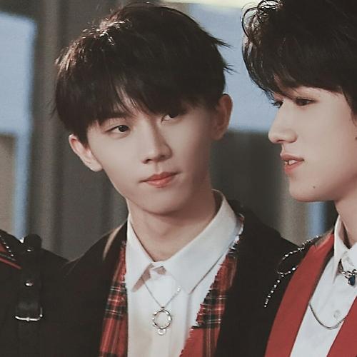 祺轩马嘉祺宋亚轩自截头像礼貌拿图