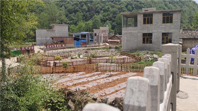 隶属于贵州省 a target="_blank" href="/item/六盘水市/485242" data