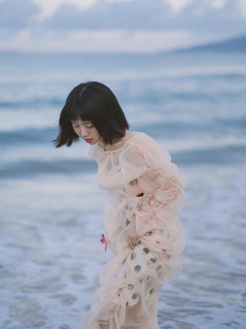三亚海边海滩拍摄|氛围黄昏海边少女写真97