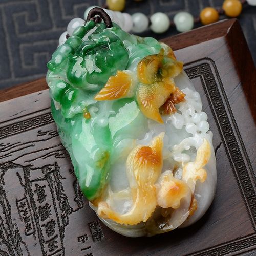 石舍艺术作品 冰糯种黄加绿三彩翡翠花鸟挂件