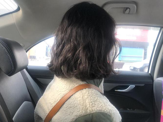 蛋蛋卷短发烫发成功