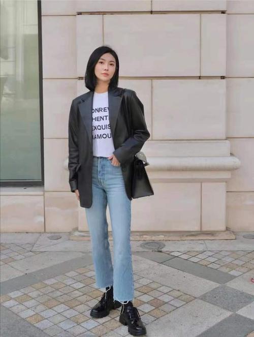 乐福鞋怎么搭配衣服好看