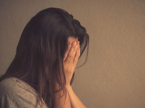 惹人怜爱的三大"哭泣"生肖女,多愁伤感是日常!女人爱