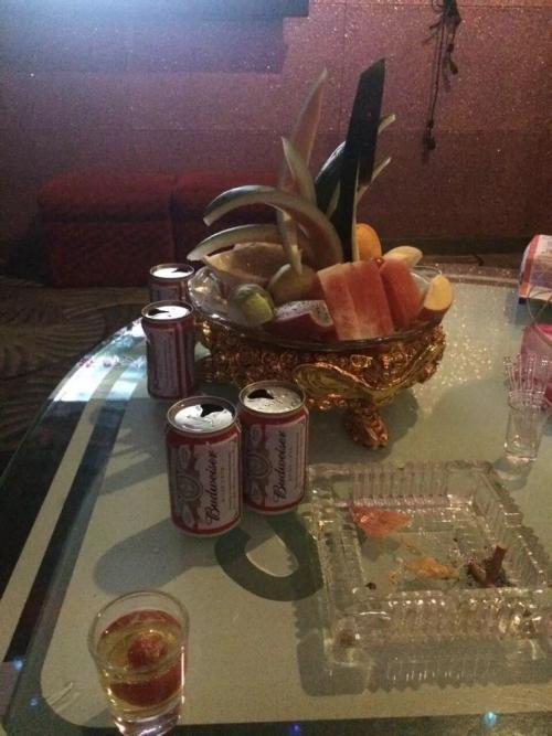 酒吧图片喝酒真实照片高清,冬天酒吧喝酒图片真实照片