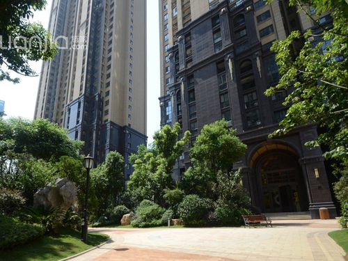 汉街壹号公馆图片_汉街壹号公馆实景图(武汉链家新房)