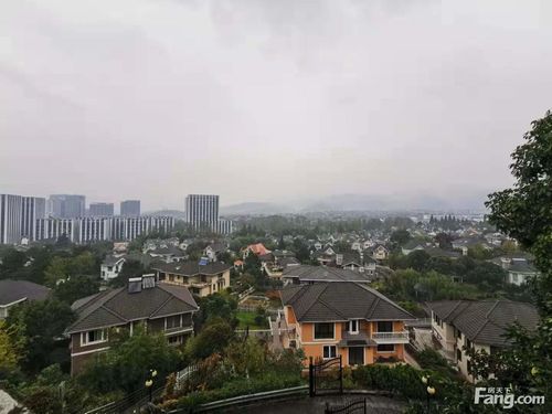 秀水山庄地铁口景观大别墅,地势高视野开阔价格保真随时看房