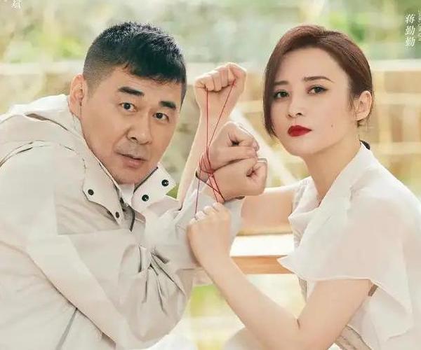 陈建斌抢发蒋勤勤新剧海报不识李姐被老婆曝做家务不积极