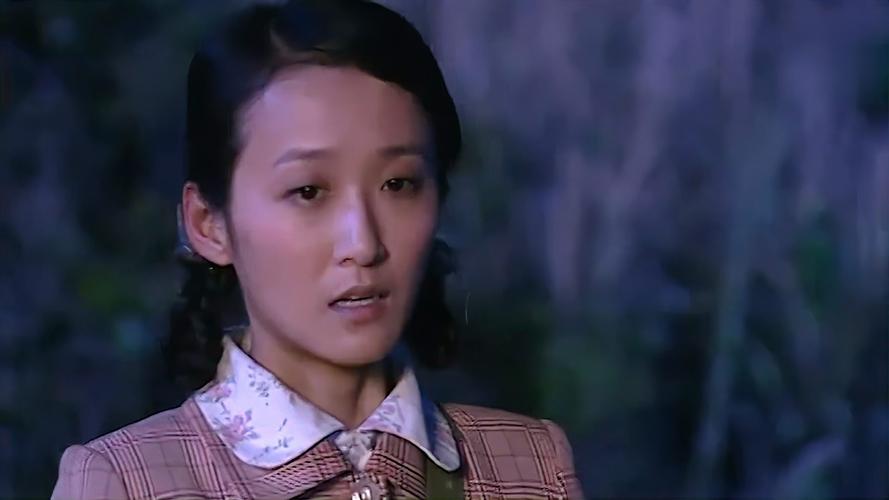 七妹小伙送姑娘回家没想到姑娘下秒竟抱住了他真是大胆
