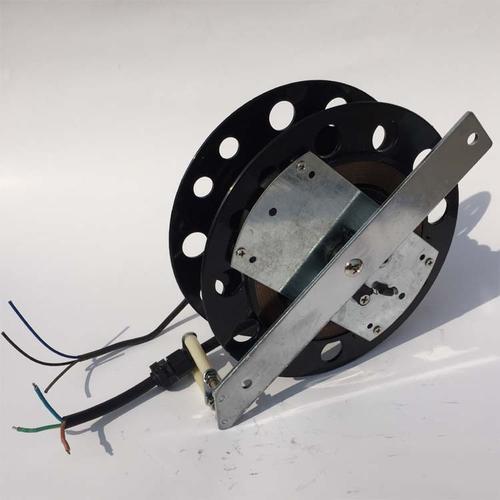 电缆自动收线盘3*0.75平方3-5米电压380v 自动卷线盘 绕线盘 b32