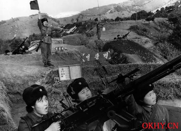 朝鲜女工农赤卫队高射机枪阵地.