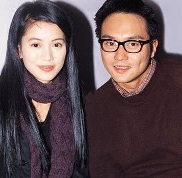 袁咏仪谈与张国荣床戏:他技巧胜很多男人