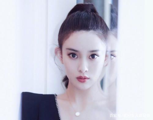 御姐范女神孟子义,高马尾造型,性感又迷人