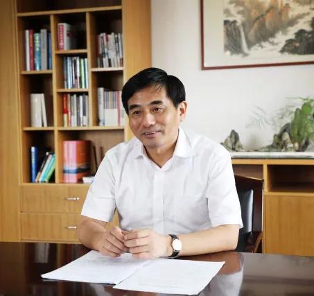 【十九大代表专访】张育林:再过五年,泰兴在扬子江城市群一定能有一席