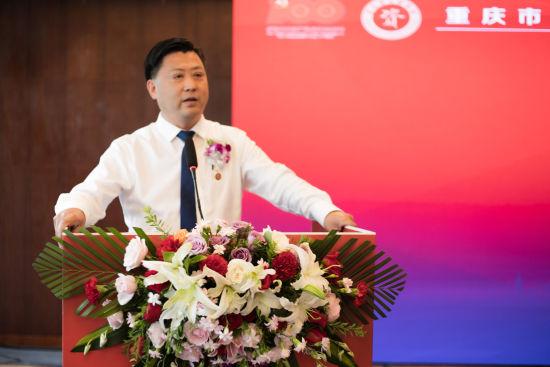 图为刘昌忠当选重庆市资阳商会第二届会长.黄维正 摄