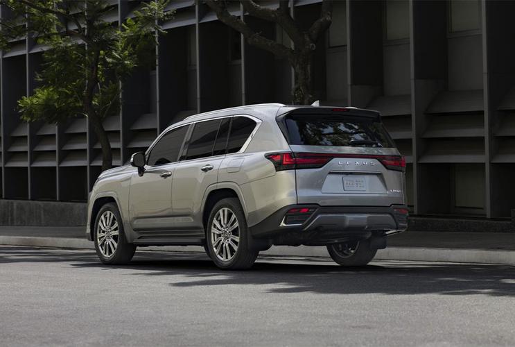 真霸气,全新雷克萨斯lx600曝光,将搭载3.5t v6发动机