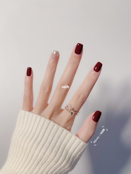 秋冬酒红车厘子新款美甲61璀璨金跳色美甲90_车厘子_秋冬美甲