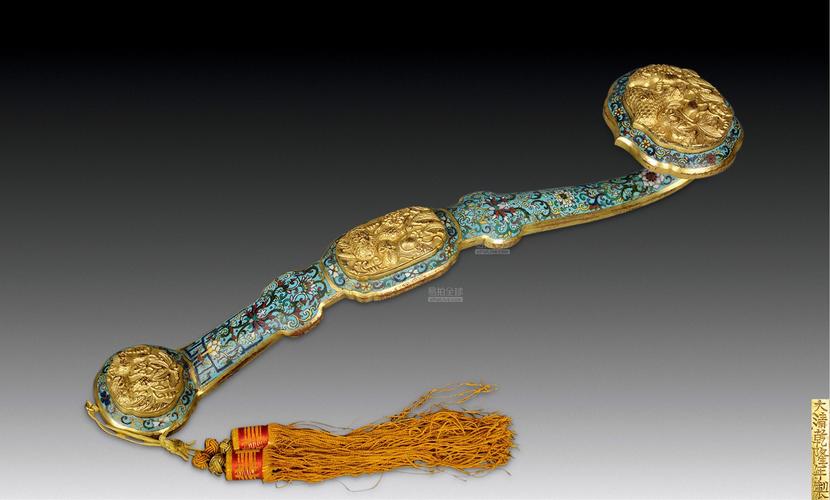 清 铜鎏金掐丝珐琅如意