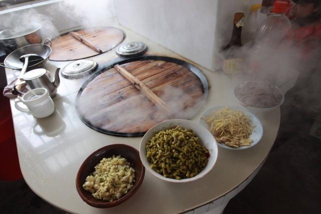 土灶做饭不方便还不环保,为啥不禁止使用?农民说的也有道理!