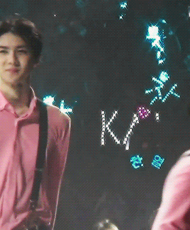 吴世勋# 就这麼一个不小心,爱丽儿们就把我做成了表情包~ [笑cry][笑