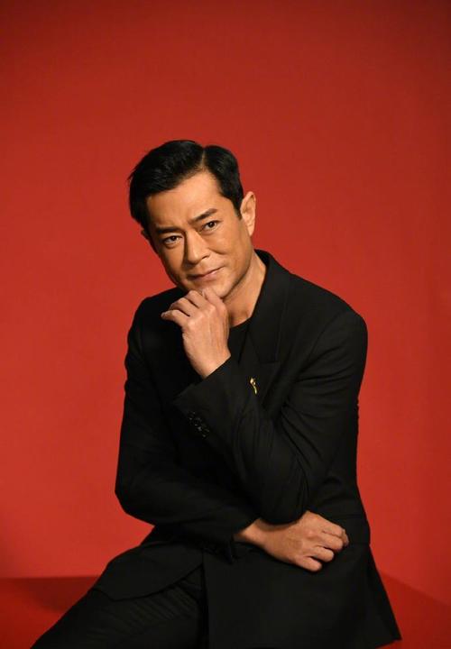 古天乐发文报平安曾捐赠新冠快速检测套装13000盒