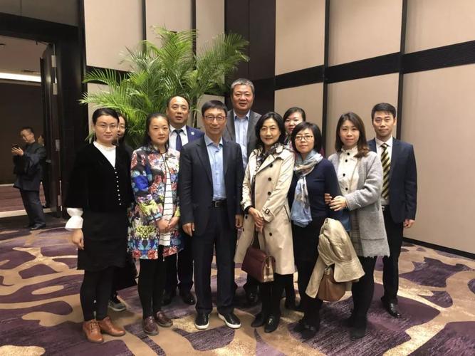 王梓木董事长受邀参加第三届装备制造业转型升级主题峰会