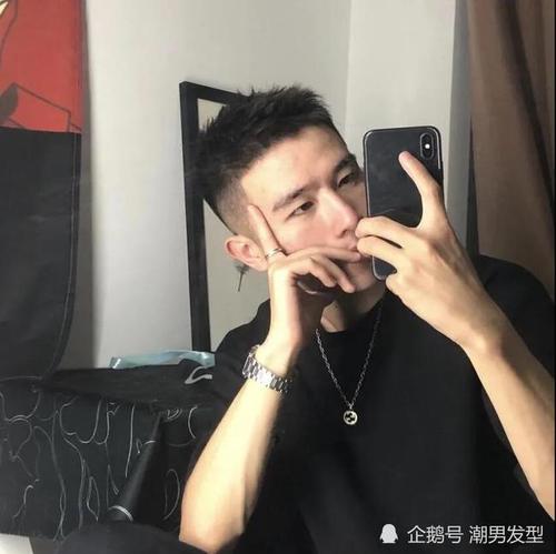 今年夏季男生别再沉迷"寸头"发型了,留好这3款,帅气又