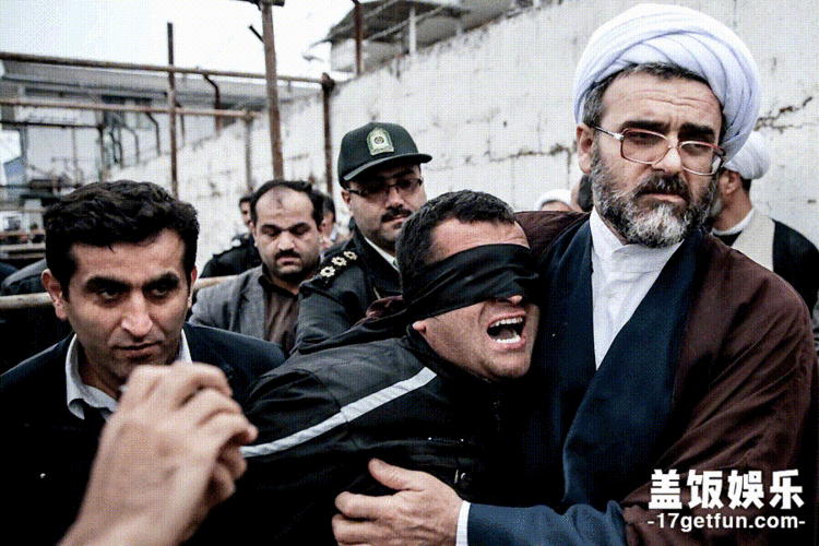 囚犯在刑场上将要被今执行的时候,发生了感人的一幕!