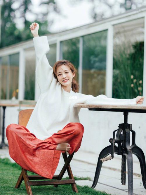 李一桐和白鹿太像了吧_娱乐_明星娱乐资讯